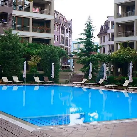 Apartament Esensiya Warna